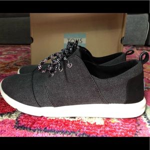 Like New TOMS 10 DECONSTRUCTED ALPARGATA shoes